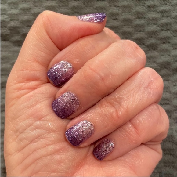 *Retired* Color Street: Achieve Grapeness (Petite) | Purple Gradient Glitter - Picture 10 of 14